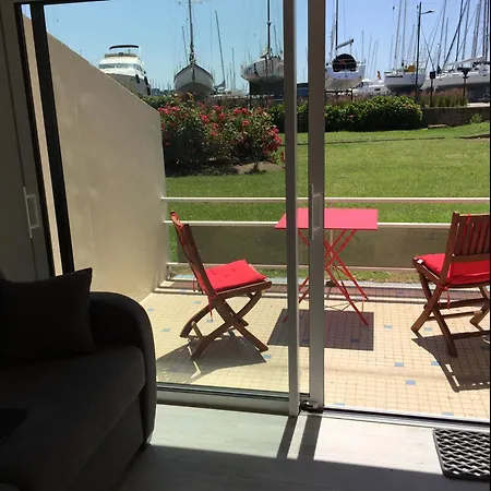 Le Reflet Du Port Apartman *